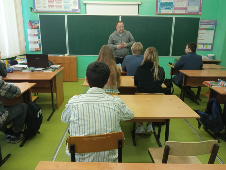 СОВЕТ ОТЦОВ В ГОСТЯХ У 10 КЛАССА.